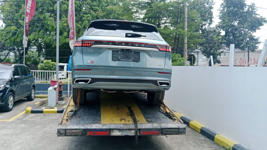 WhatsApp Image 2025-10-17 at 10.15.37 (1)